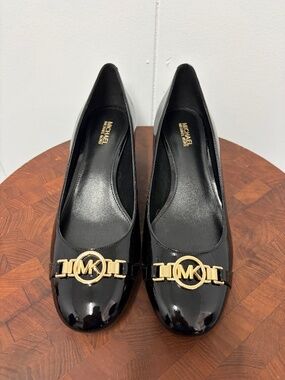 Michael Kors Black Patent Leather Jilly Flex Pumps Women's Size 8